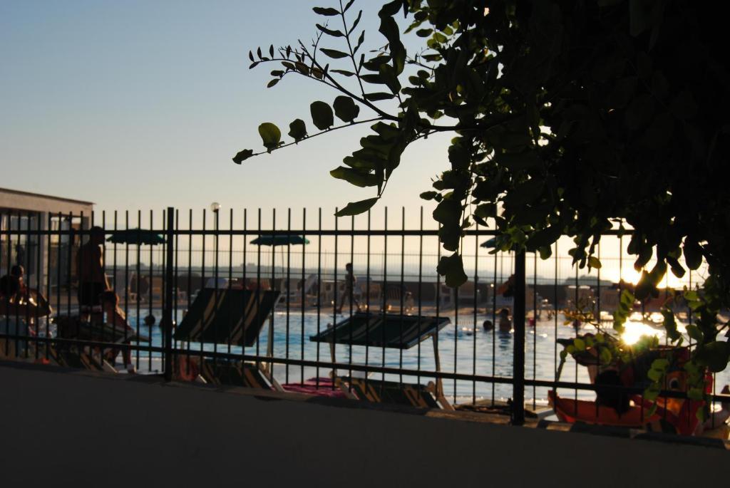 Albergo 2 Pini โรดิการ์กานิโก ภายนอก รูปภาพ