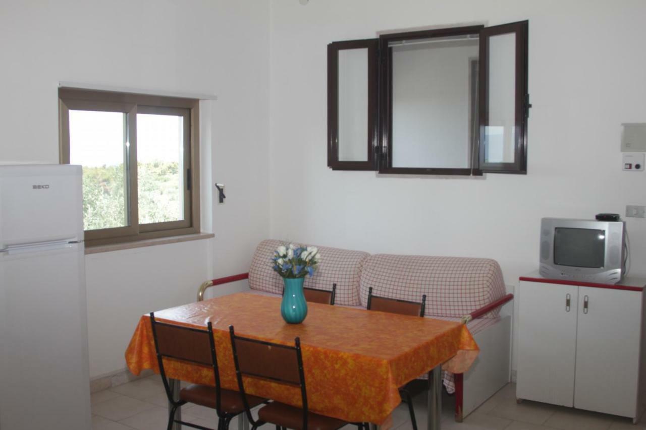 Albergo 2 Pini โรดิการ์กานิโก ภายนอก รูปภาพ